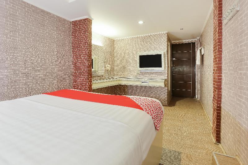 Oyo 191 Paradise Apartelle Hotel Manila Exterior foto
